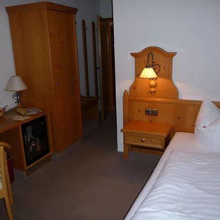 Tiptop Hotel-gasthaus Steiger 3*